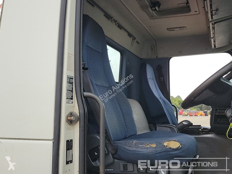 Camion Volvo FM340