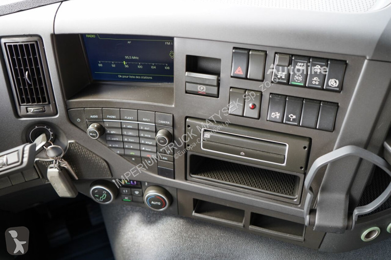 Camion Volvo FMX 460