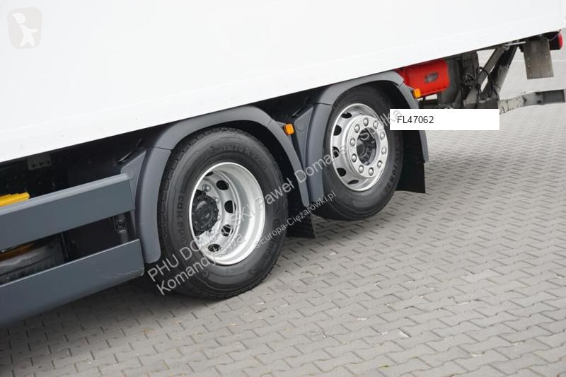 Lastbil MAN TGS / / EURO 6 / KONTENER + WINDA /...