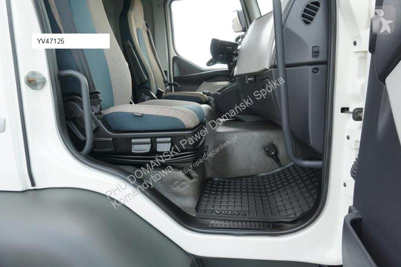 Camion Volvo FL / 280 / EURO 6 / IZOTERMA +...