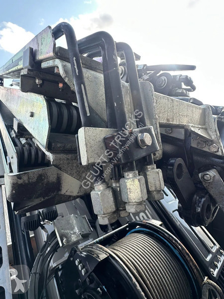 Lastbil Volvo 500 8X2F R BAKWAGEN MET FASSI...