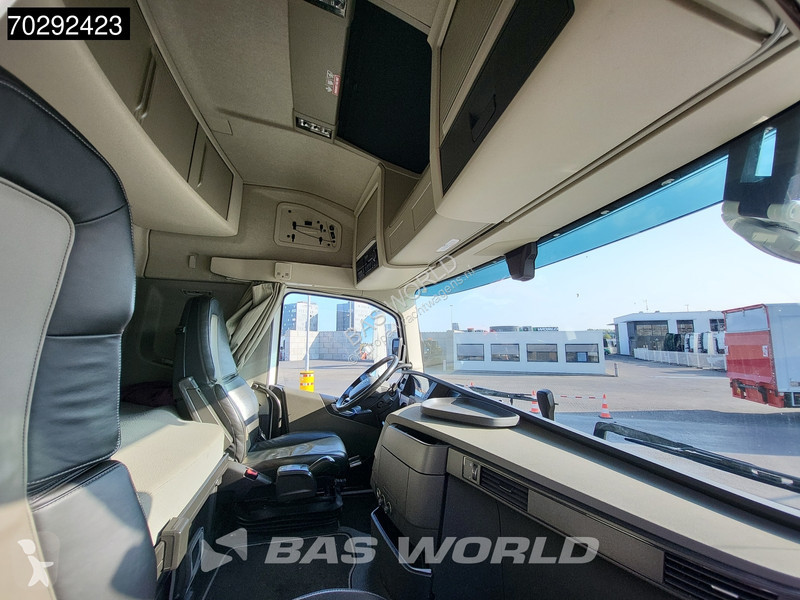 Vrachtwagen Volvo 540  6X2 Retarder Lift-Axle...