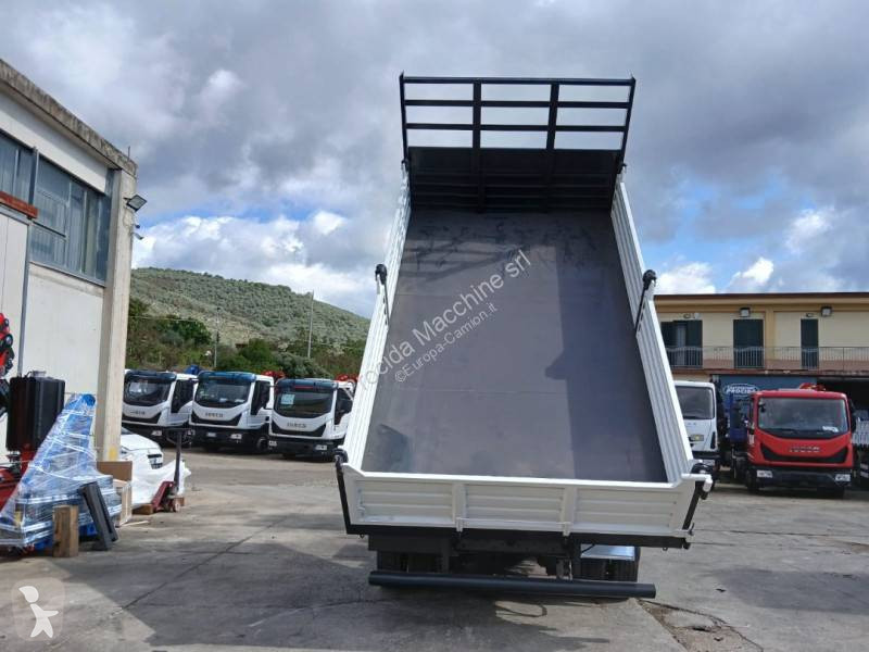 شاحنة Iveco