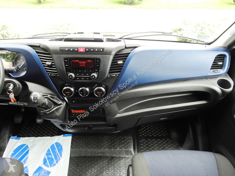 Furgoneta Iveco 70C18 DAILY
