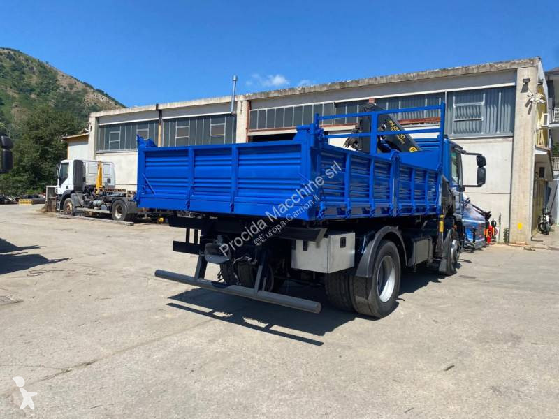 شاحنة Iveco