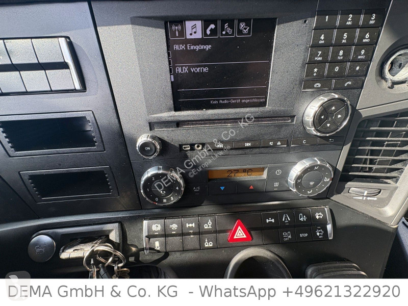 شاحنة Mercedes...