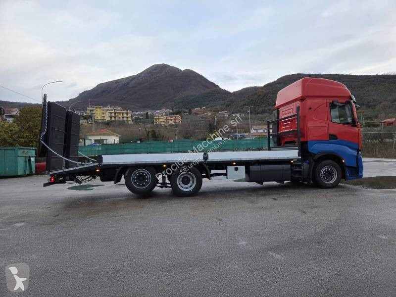 شاحنة Iveco