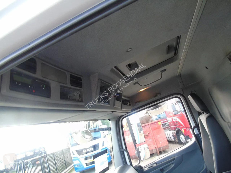 شاحنة Mercedes 1218 + euro 5 + lift