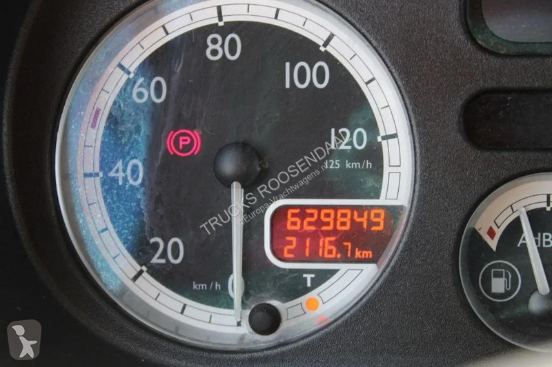 شاحنة DAF 220 + lift + euro 5