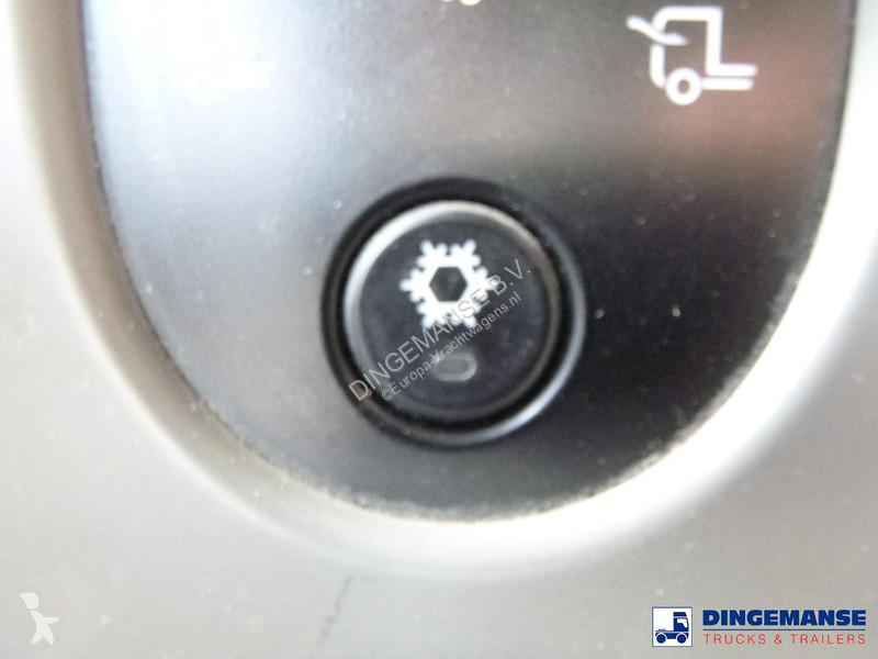شاحنة Renault 270 dxi 4x2 fuel tank 13.7 m3 / 4...