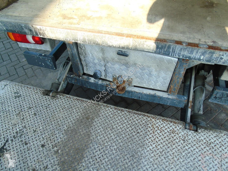شاحنة Renault 12,220 + euro 5 + LIFT