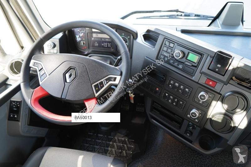 شاحنة Renault F215