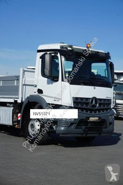 Camion Mercedes 228 E – 4
