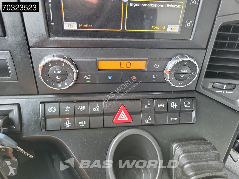 Camion Mercedes 3253 8X4 HIAB XR24ZL59...