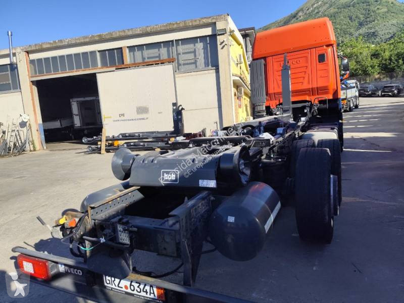 شاحنة Iveco