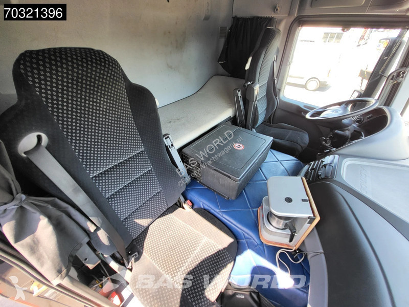 شاحنة Mercedes 4151 8X8 8x8 Palfinger PK150002...
