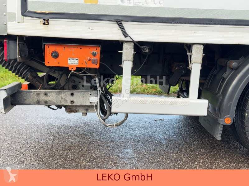 شاحنة Iveco 70C17 Mit Carrier Xr 500