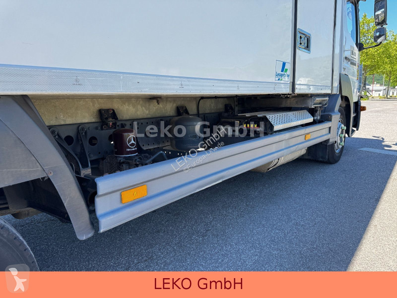 شاحنة Mercedes 1021 Mit Carrier Sp 1150Mt