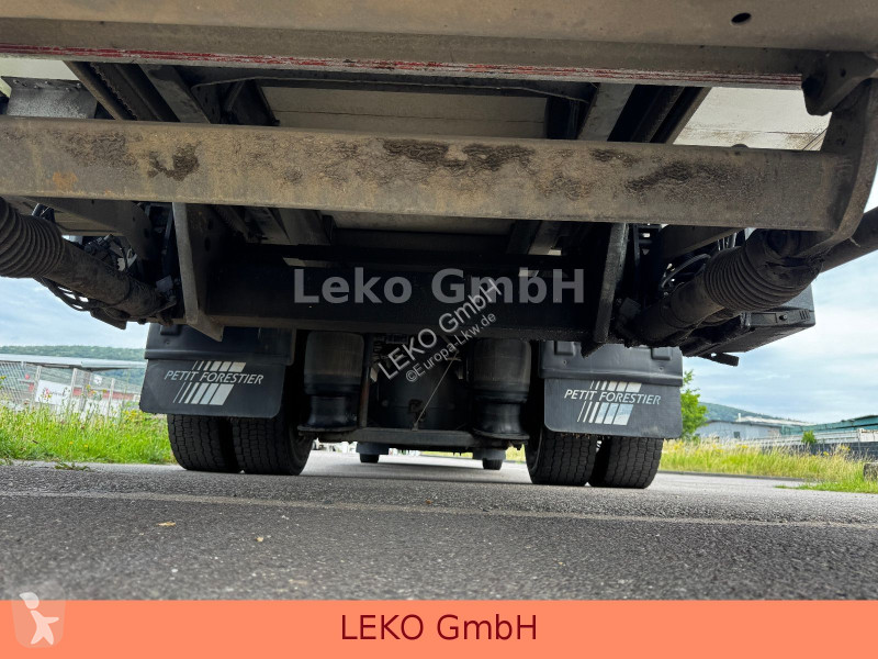 شاحنة Renault D 260.16 Mit Carrier Sp 950Mt