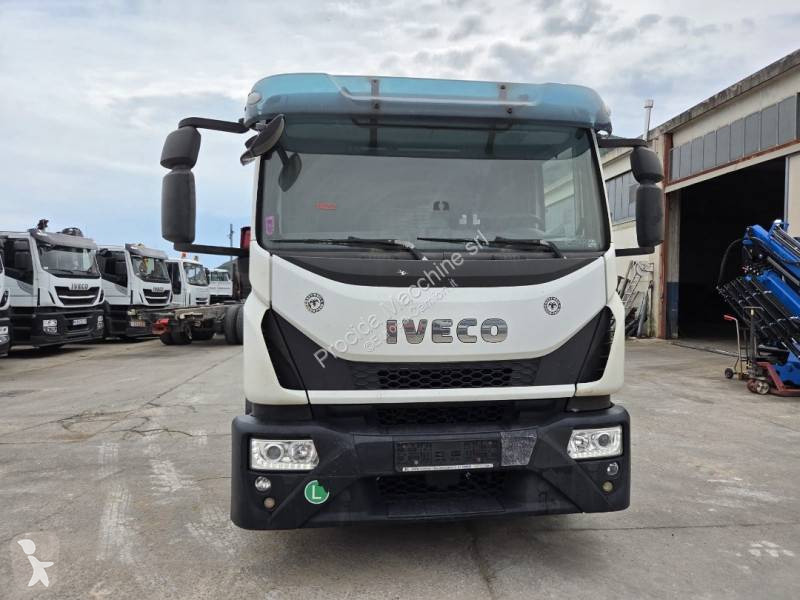 شاحنة Iveco