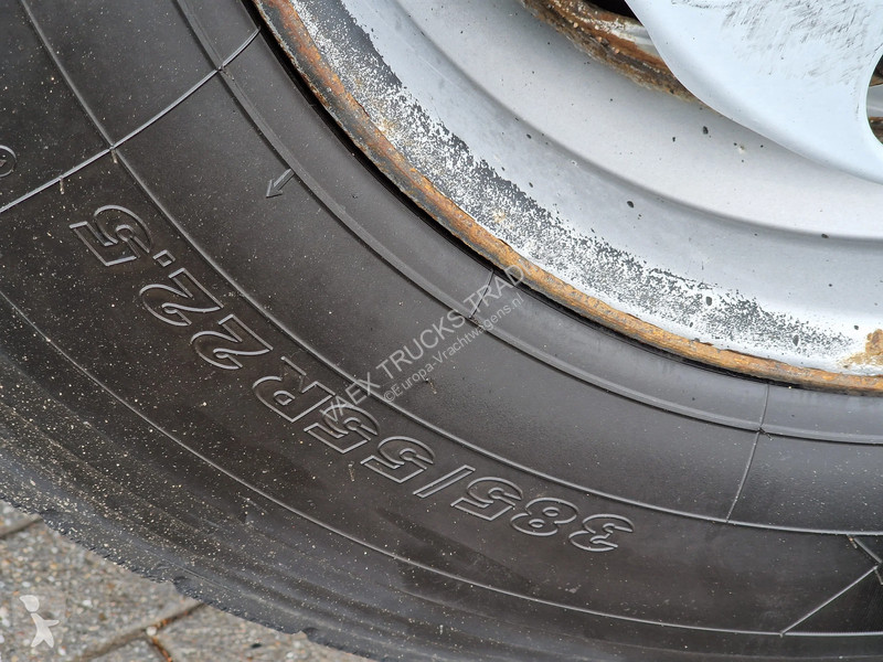 شاحنة Volvo 13460 6X2 - full air - WB600 -...