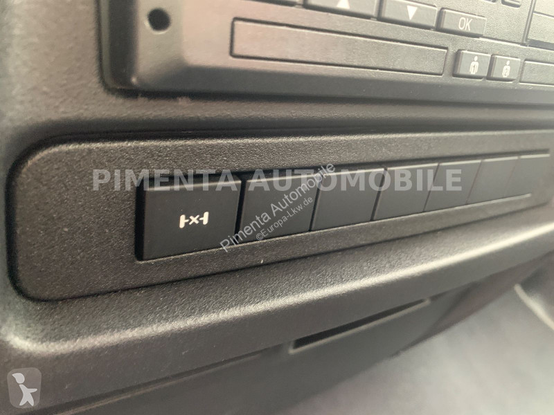 شاحنة Iveco 70C18H 3SKIPPER KISTE DIFFSP NAVI...
