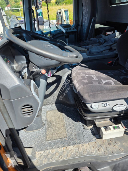 شاحنة Mercedes 2036 / 4x4 Allrad / kommunal...