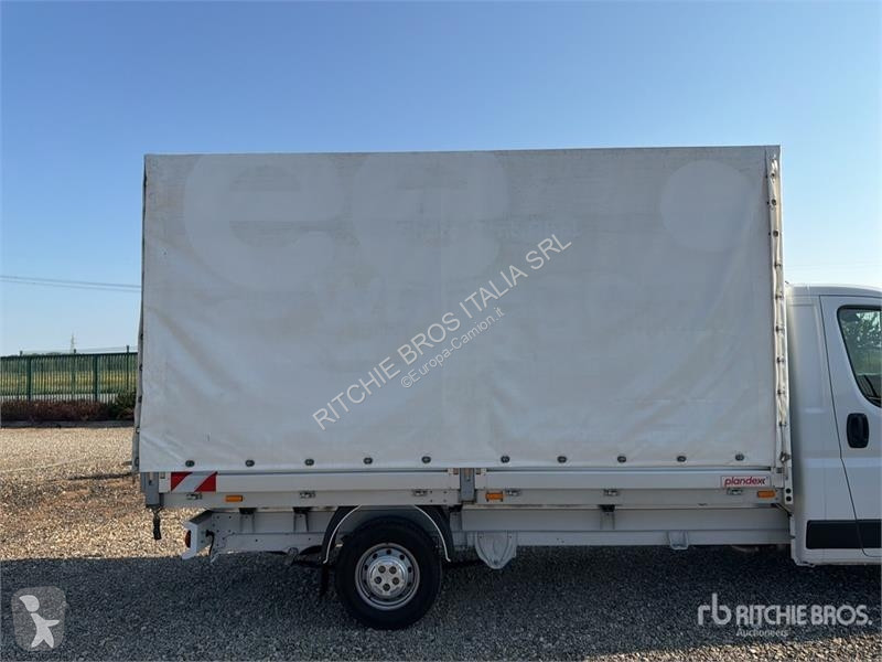 Camión Opel 2.2 103 KW PR PL L4 Curtain Side Truck