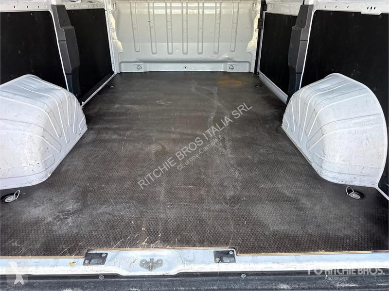 Вантажівка Fiat 2.2 Mjet 103 KW KA L2H2 Van Truck