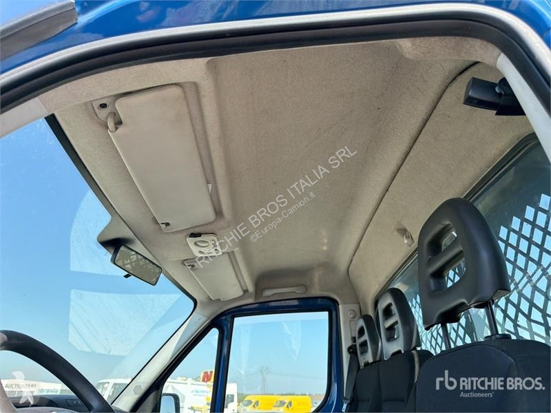 Camión Iveco 35C12 Dump Truck (Inoperable)