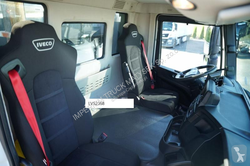 Kamion Iveco XWAY 480 / 8X4 / WYWROTKA...