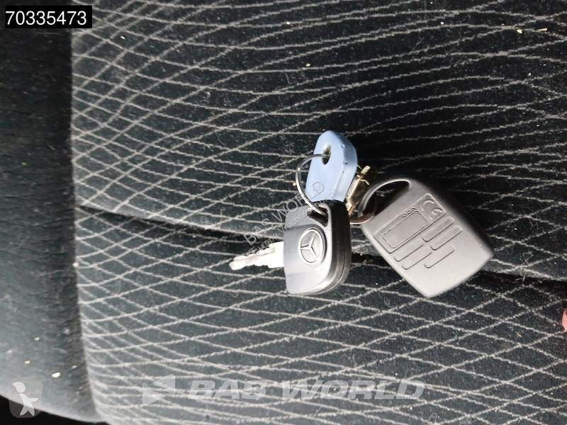 Camión Mercedes 1530 4X2 Thermo King T-1000R...