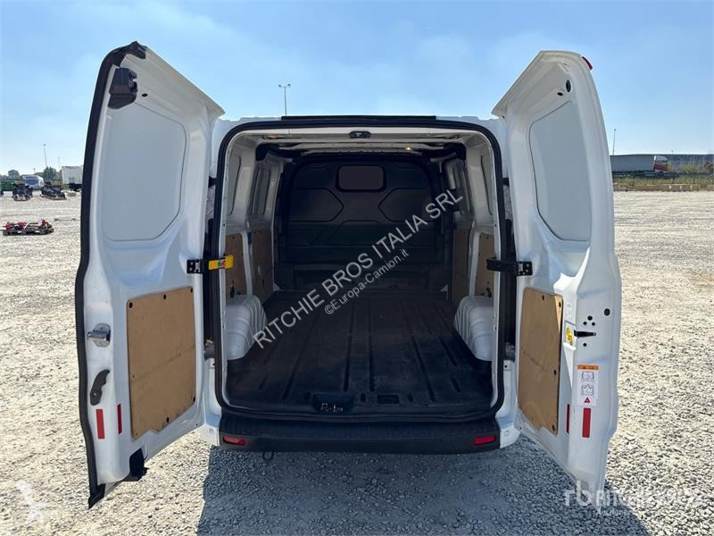 Camión Ford CUSTOM TREND 2.0 TDCI Van Truck