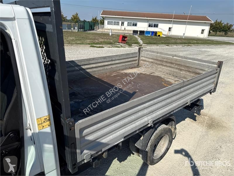 Camión Iveco 35-120 Dump Truck