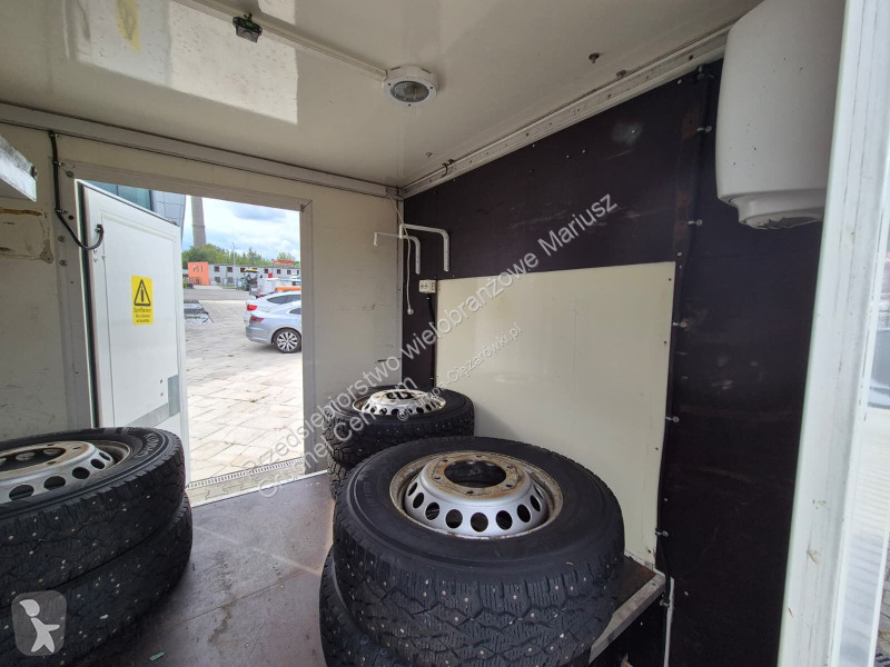 Camión Mercedes Sprinter 516 / Palfinger HDS /...