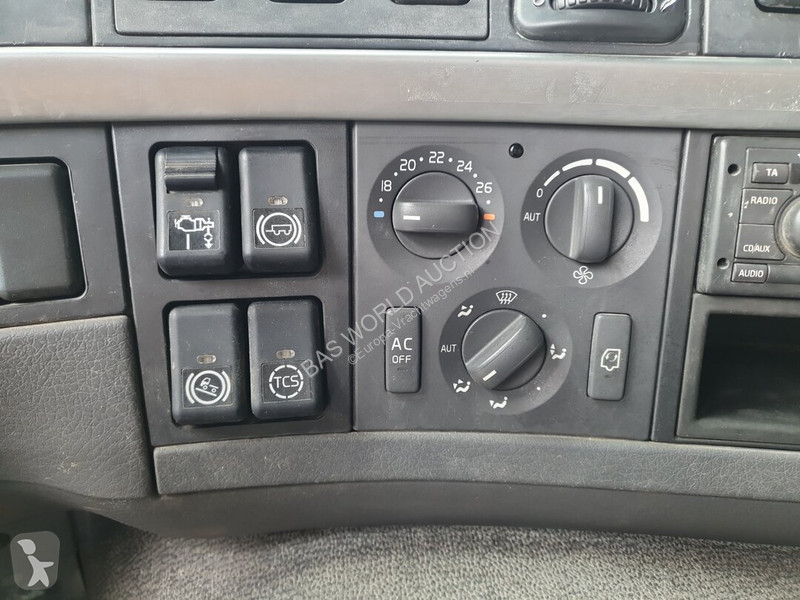 Camión Volvo 420
