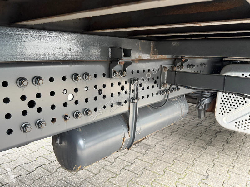 Camion Mercedes 1824 4x2 BDF Chassis Euro 6...