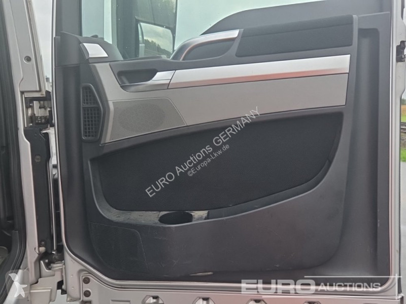 Camion MAN TGX 26-400