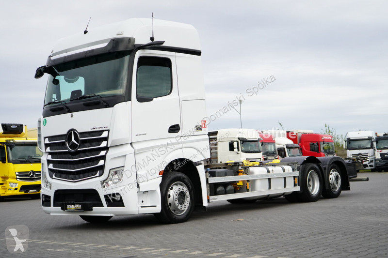 Kamion Mercedes ACTROS / 2545 / ACC / E 6 / MP...