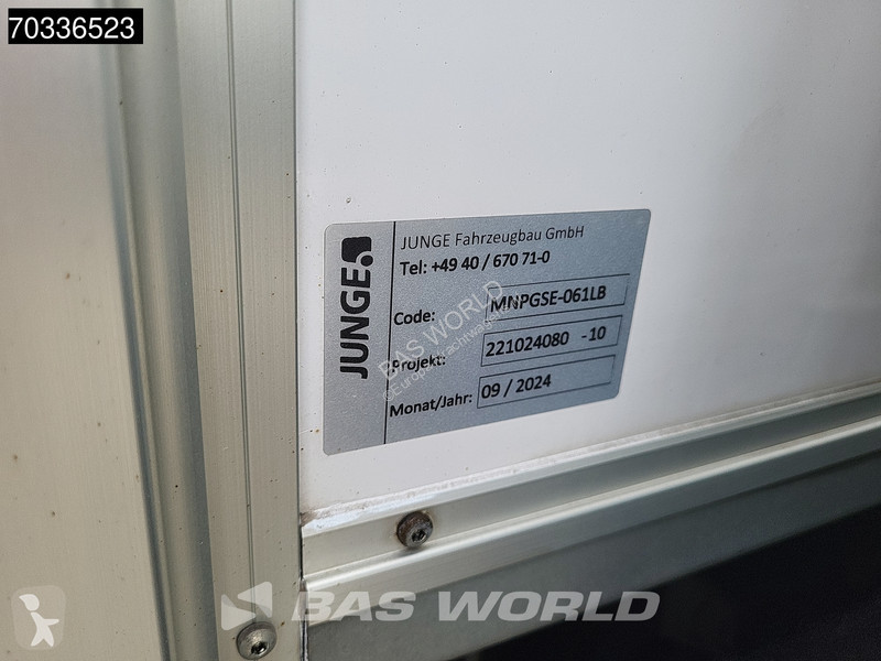 Kamion Iveco 75E190 4X2 8tonner 1000kg Tailgate...