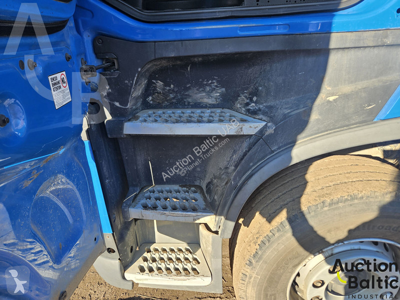 Volvo 540 truck