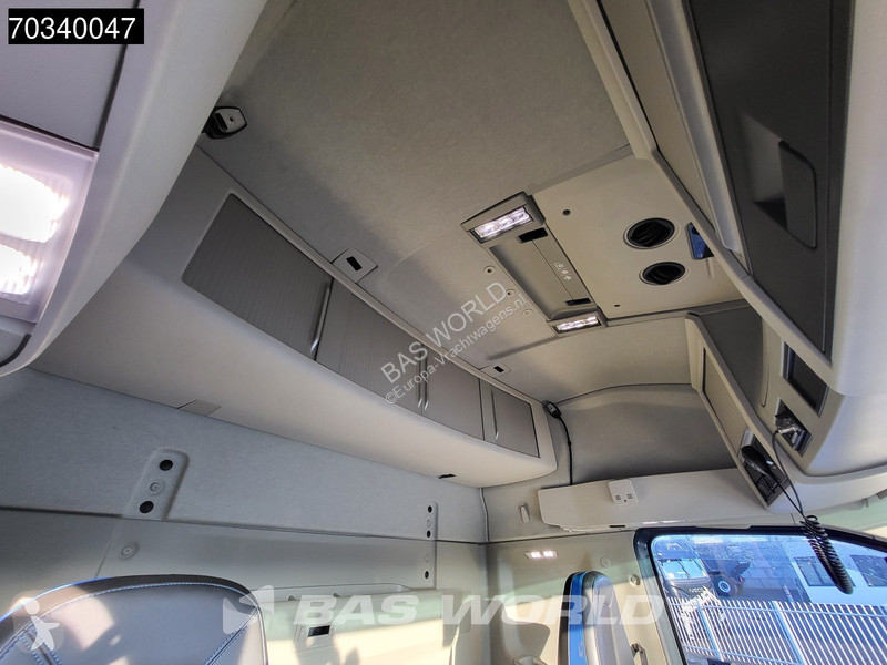 Kamion Volvo FH 540 FH 8X2 -Truck Combination...