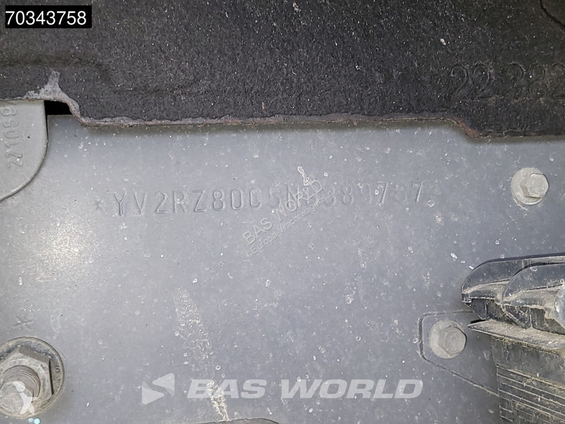 Teherautó Volvo 460 6X2 LNG COMBI Sliding roof...