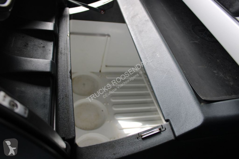 Kamion MAN 12.250 + EURO 6 + manual + LIFT + BE...