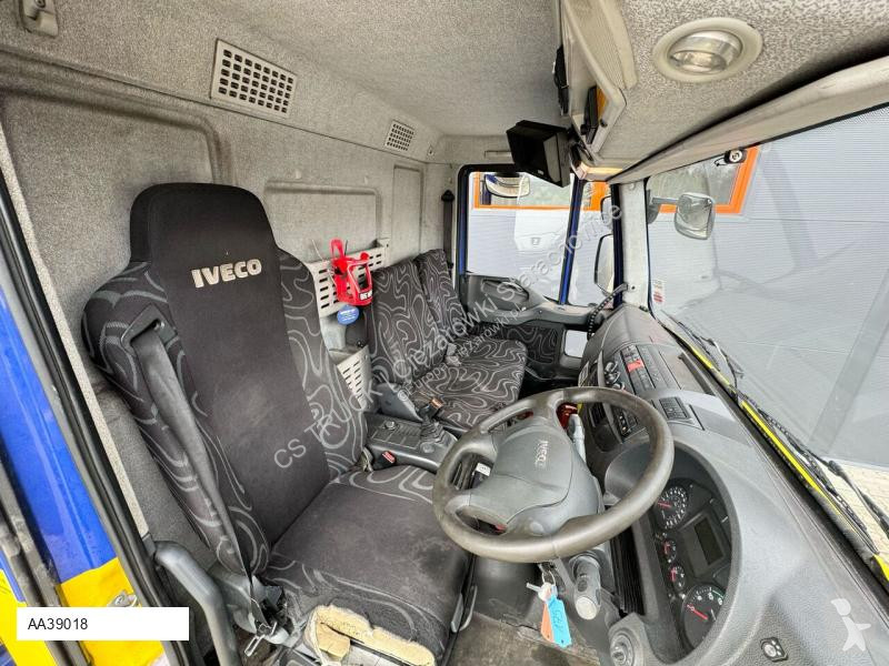 Camion Iveco HIAB XS 099 HIDUO