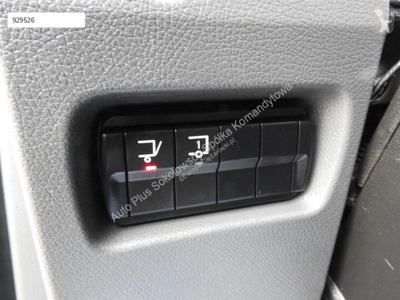 Camion Mercedes ATEGO 12.24 KONTENER WINDA 18...