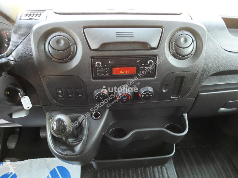 Vrachtwagen Renault MASTER PLANDEKA 8 PALET...