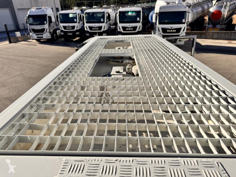 Camion Iveco ML 150 E 24 P
