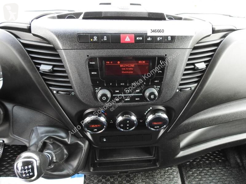 Véhicule utilitaire Iveco DAILY  35S18 PLANDEKA...