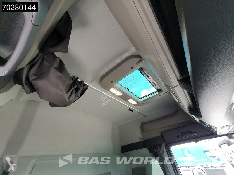 Camion MAN 35.520 8X4 Palfinger PK135.002 TEC 7...
